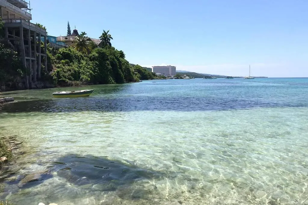 Appartamento Contemporary Ocean View 2Bed Carib Ocho Rios Condo