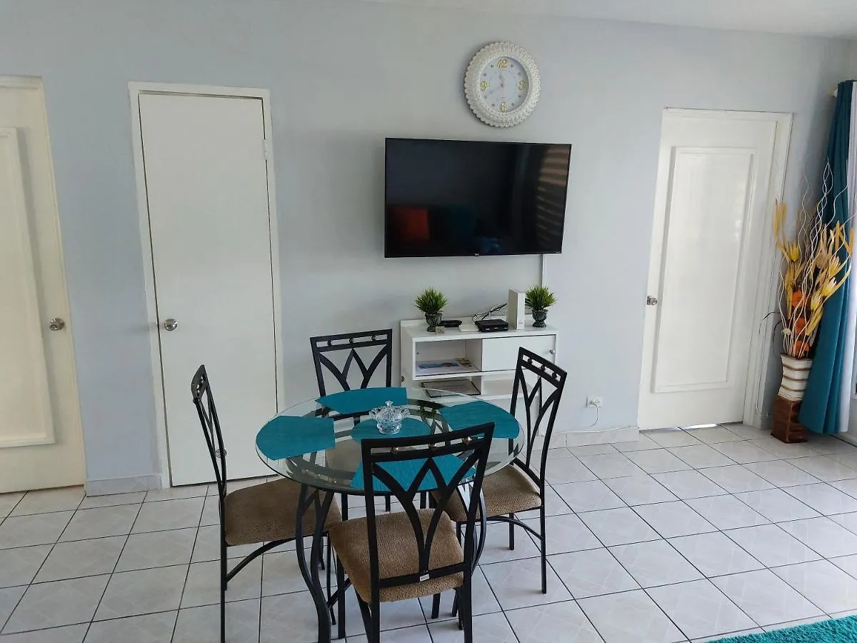 Contemporary Ocean View 2Bed Carib Ocho Rios Condo 0*,  Jamaika